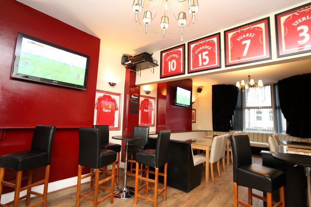 Soccer Bed & Breakfast 2*